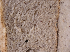 Un pain réalisé avec de la farine 6 céréales
